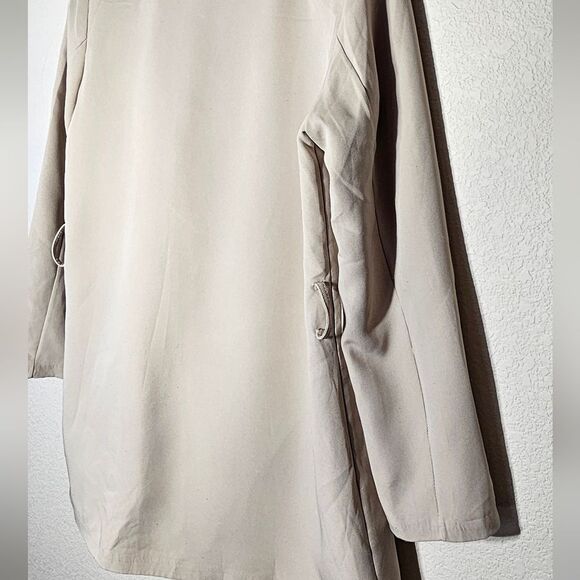 Boohoo Women's Jacket sz 10 Cream Double Button Overcoat with Belt Loops - Picture 5 of 7